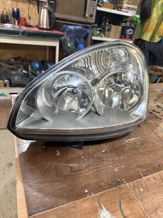 Фара приора 1 левая оригинал бош