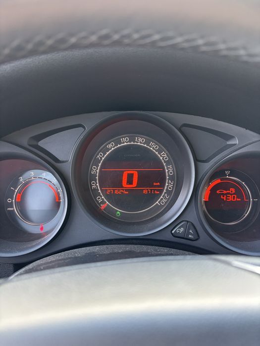 Citroen C4.