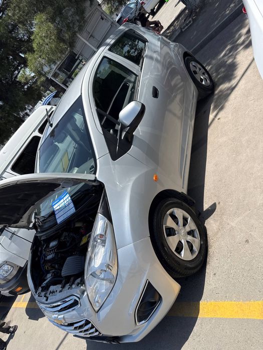 Spark avtamat benzinda harakatlangan
