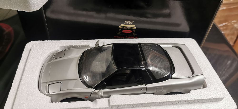 Модели на колички 1:18 мащаб