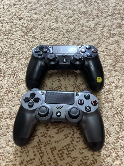 Продам PS4 Fat 500GB + 2 геймпада + игры