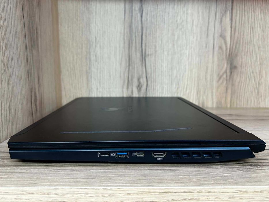 Лаптоп Acer Predator PH317-53-758NA Helios 300  / Като нов