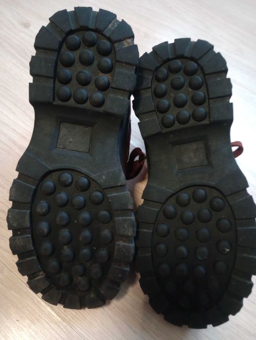 Топли боти като нови , разм. 34, стелката е 22 см