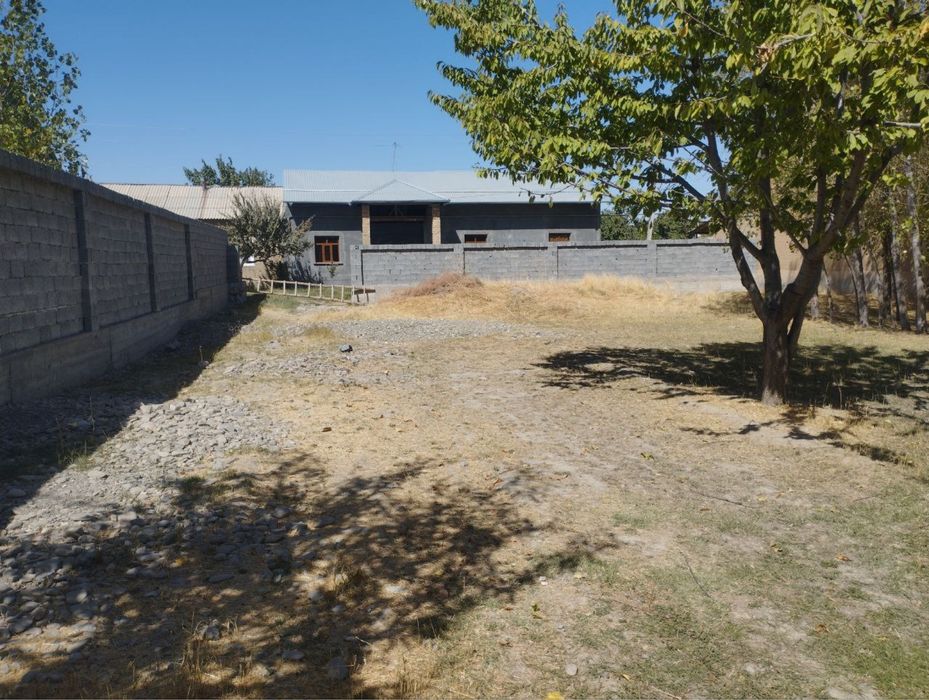 Участка сотилади.