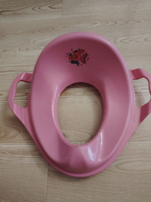 Срочно продам детское сидение для унитаза