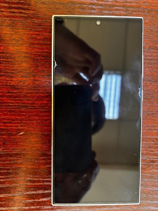 Продам Samsung S24 ULTRA