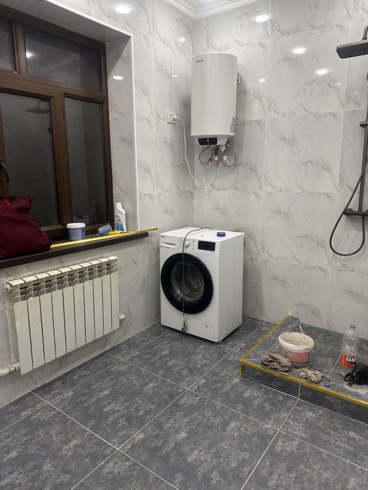 Гагарин мектептің қасында ж/е садиктің қасында