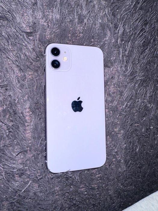 Iphone 11 в отличном состоянии