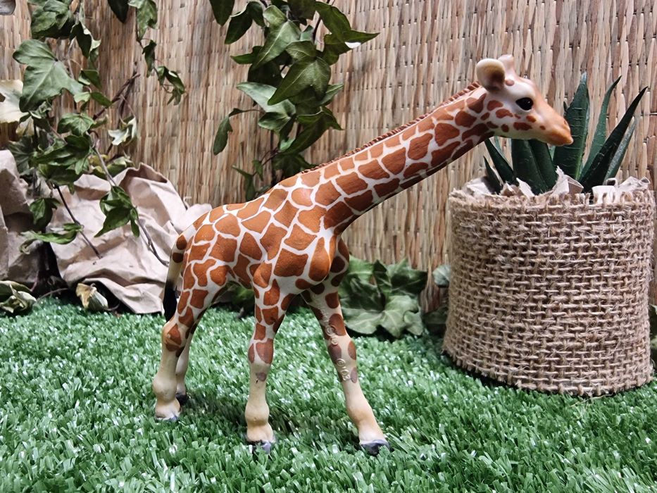 Figurina Schleich girafa femela
