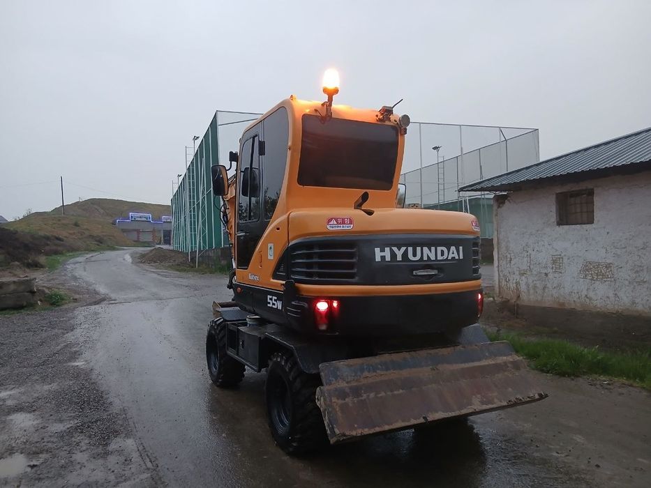 Ekskvator hyundai 55 w