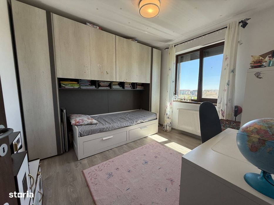 Apartament spatios, 4 camere, decomandat, etaj 3 - Giroc, zona Planete