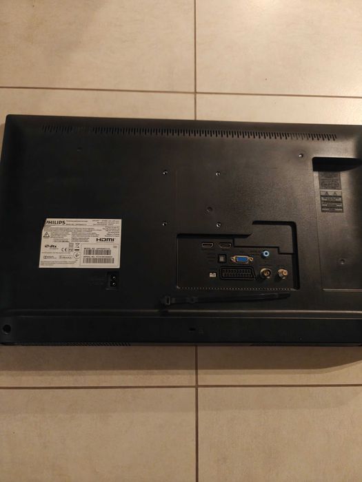 Продавам TV Philips 24PHS4031/12