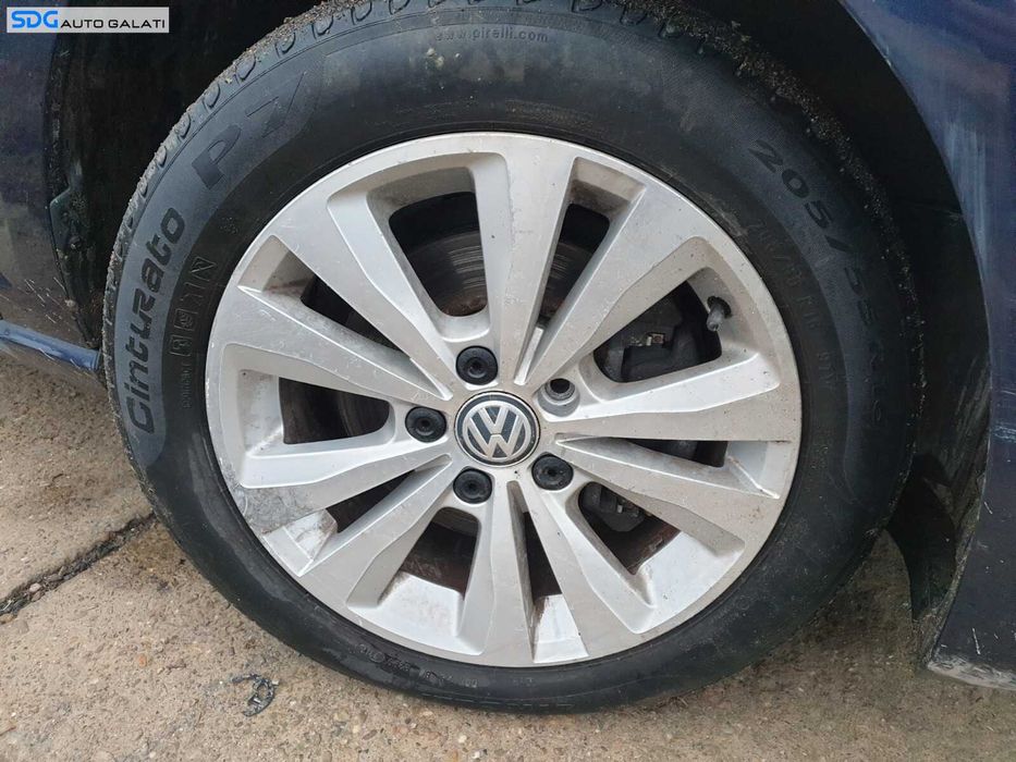 Roata Janta Aliaj 205 55 16 R16 5x112 6.5Jx16H2 ET46 Volkswagen Golf 5 2004 - 2008 Cod 5G0601025 [AV2584]