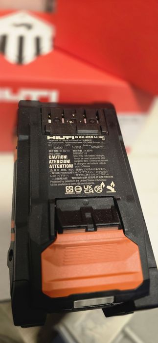 Vand Baterii Hilti 22-255 li ON noi sigilate 22v-12ah