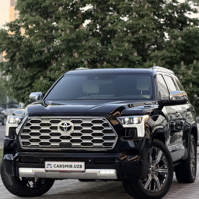 Toyota Sequoia 2023 — 2