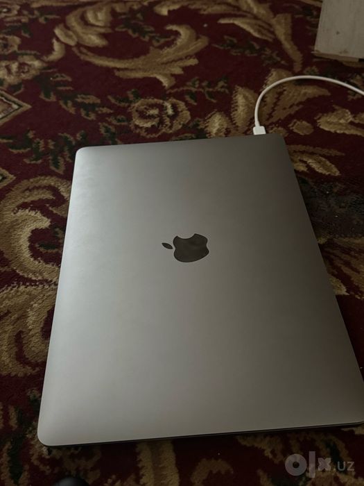 Macbook air m1……