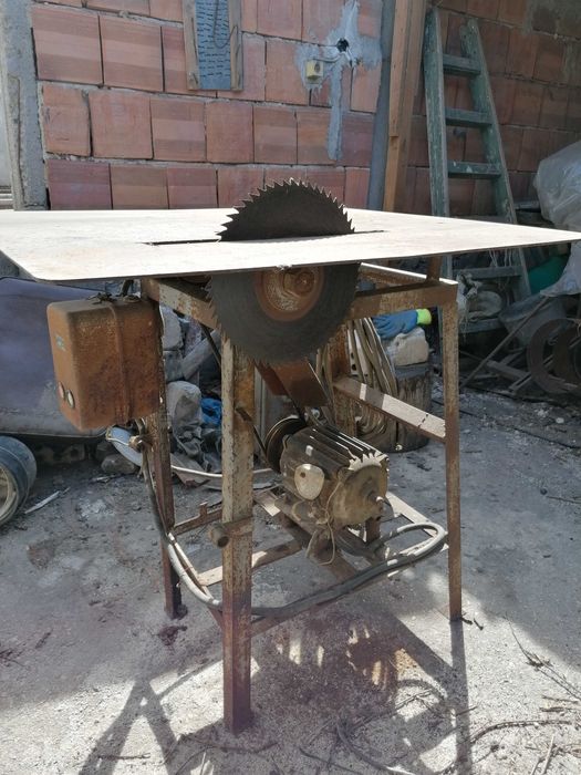 Трифазен циркуляр за дърва