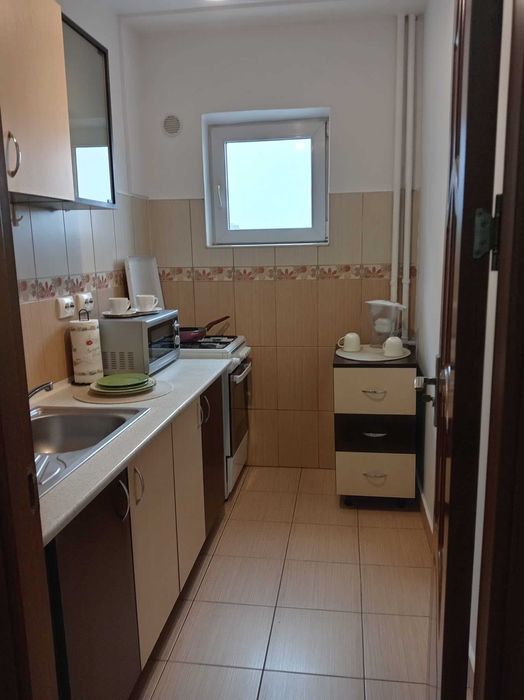 Inchiriez apartament 2 camere, Sos. Oltenitei, foarte aproape de metrou, proprietar