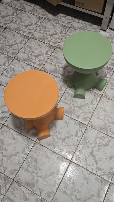 Masute laterale, diferite culori
