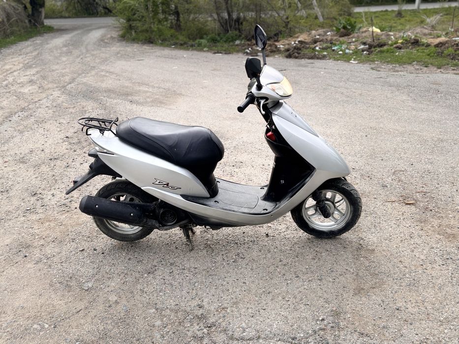 Продам  мопед  хонда дио 62