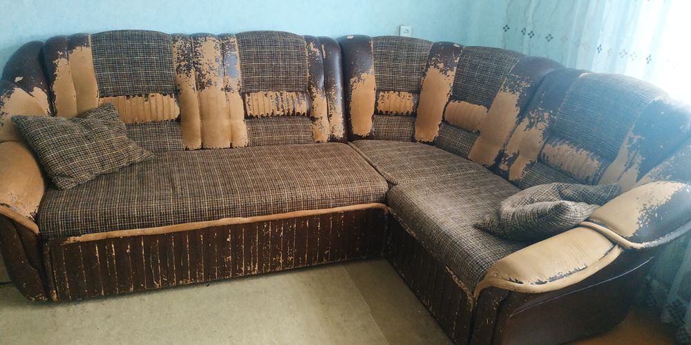 Продам мягкий уголок