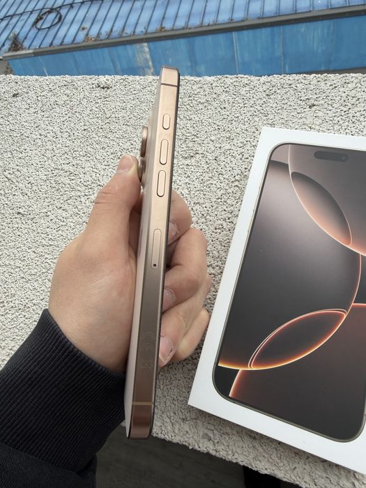 Apple iPhone 16 pro Max Gold -256 GB -liber de retea