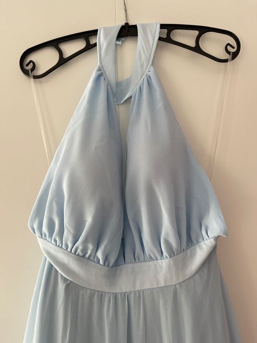 Rochie de seară cu spatele gol