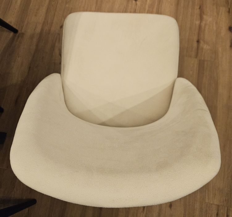 8 броя трапезни столове