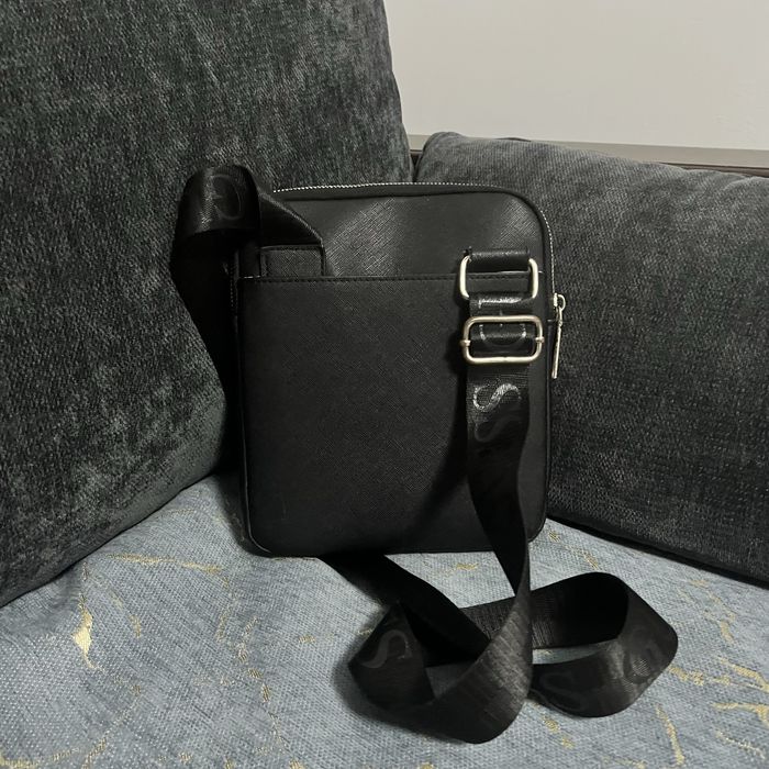 барсетка мужской  GUESS