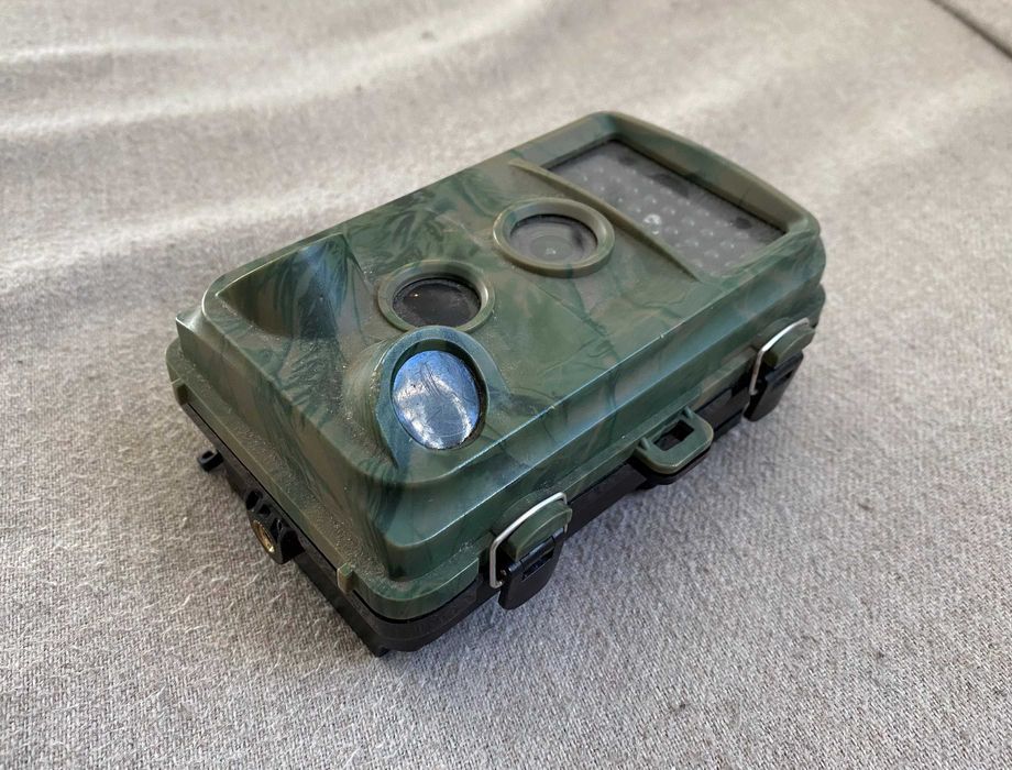 Cameră de vânătoare trail cam IR camuflaj, defect, pentru reparat