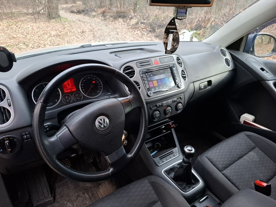 Propietar vand sau schimb Vw Tiguan 2008. 2.0cc tdi 4x4 140cp