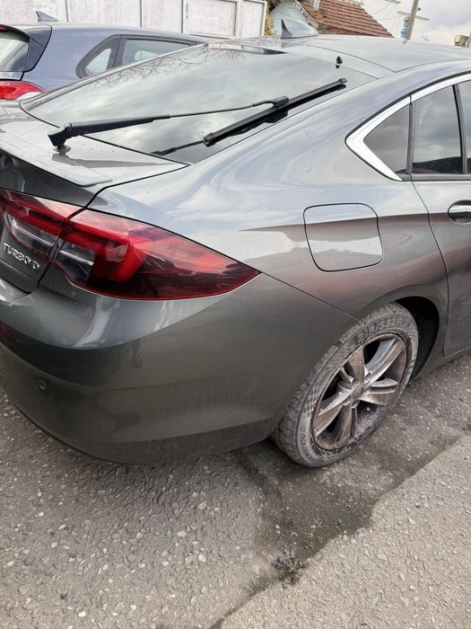 Opel Insignia 1.6 CDTI на части