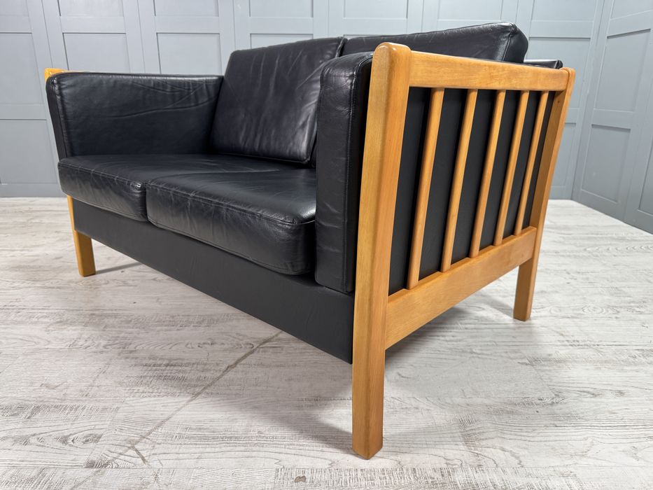 Датски диван 2-ка естествена кожа Д1138