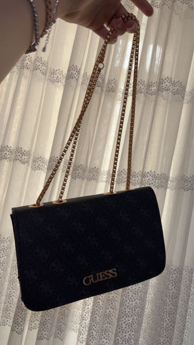 Geanta neagra,GUESS