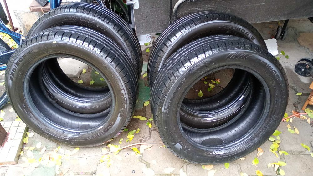 Летни гуми Nokian 225/60/18