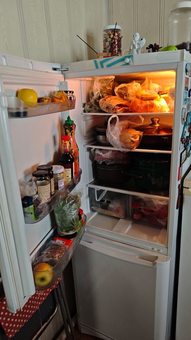 Холодильник Indesit | Рабочий, торг