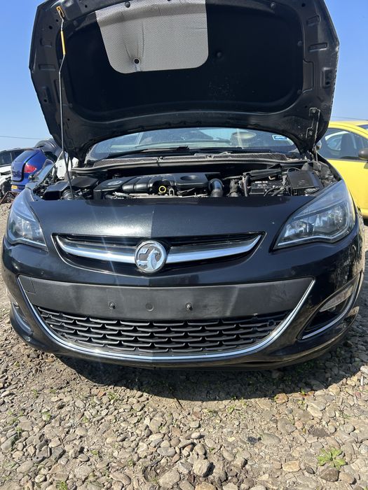 Haion cu luneta Opel Astra J 2014 hatchback