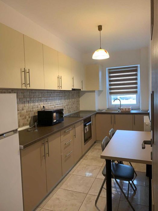 Apartament 2 camere de închiriat