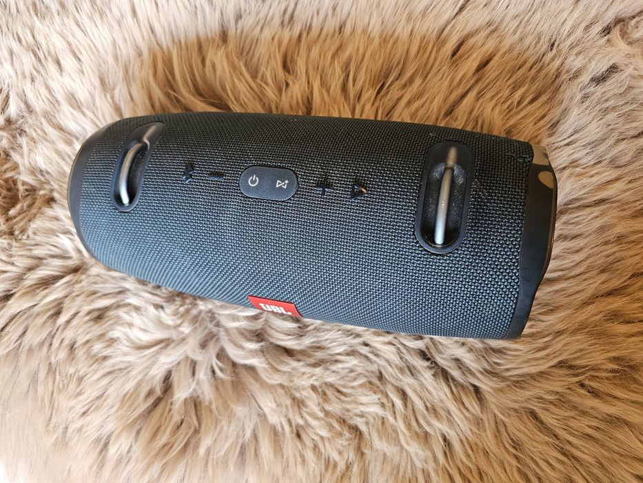 Boxă portabilă JBL Xtreme / Bluetooth, bass puternic
Descriere: Se vin
