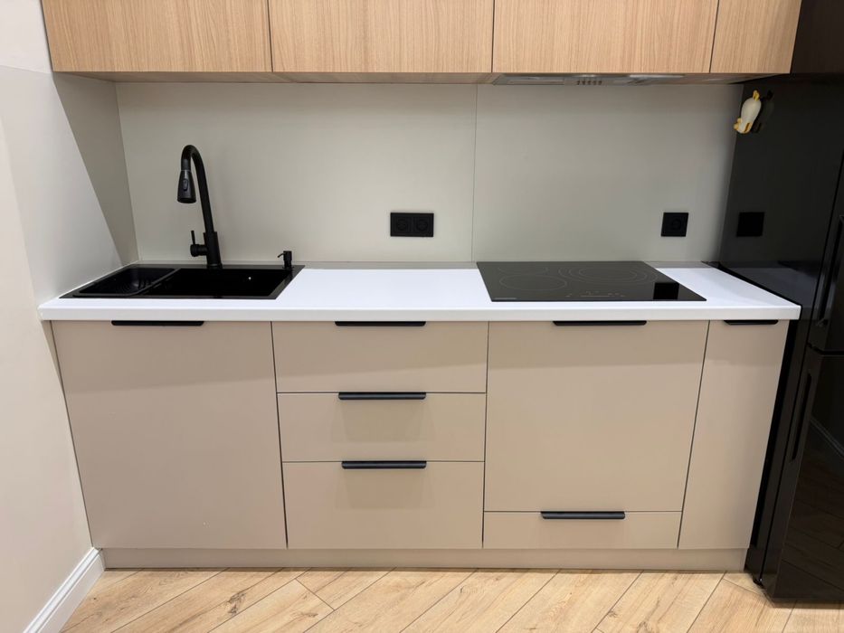 Кухонная гаринтура, нижняя база