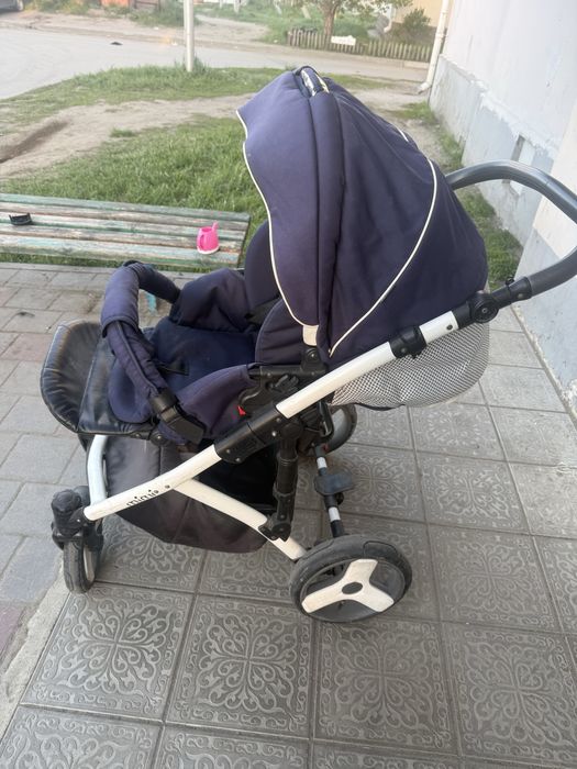 Продам коляску зима лето