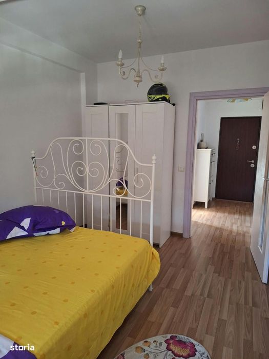 2 camere Crangasi