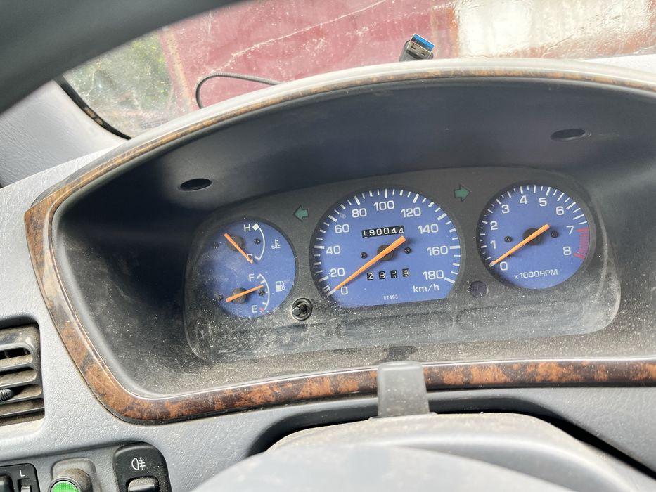 Vand dihatsu terios 1998