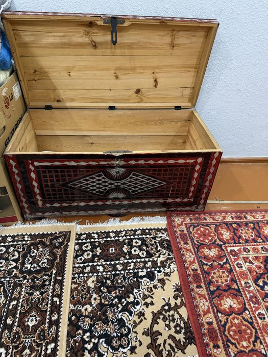 сотилади сандик кадимги холати яхши