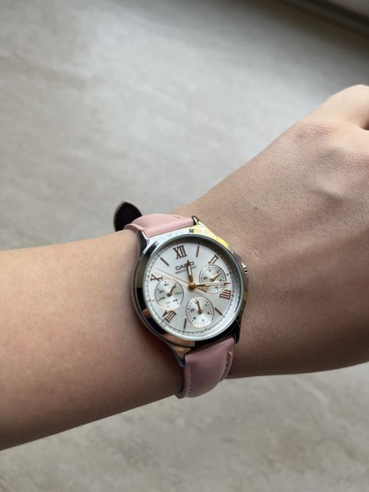 женские часы casio LTP-V300