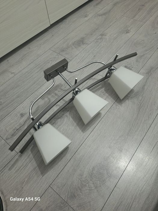 Candelabru / lustra 3 brate