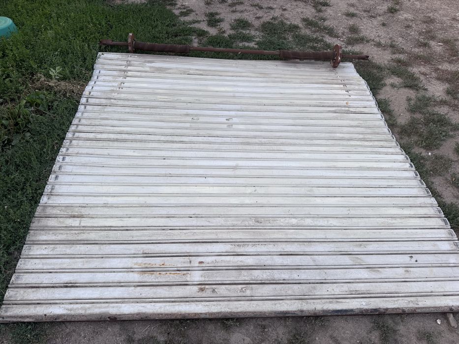 Продам самодельные ролл-ворота