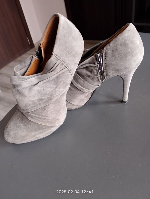 ZARA дамски боти