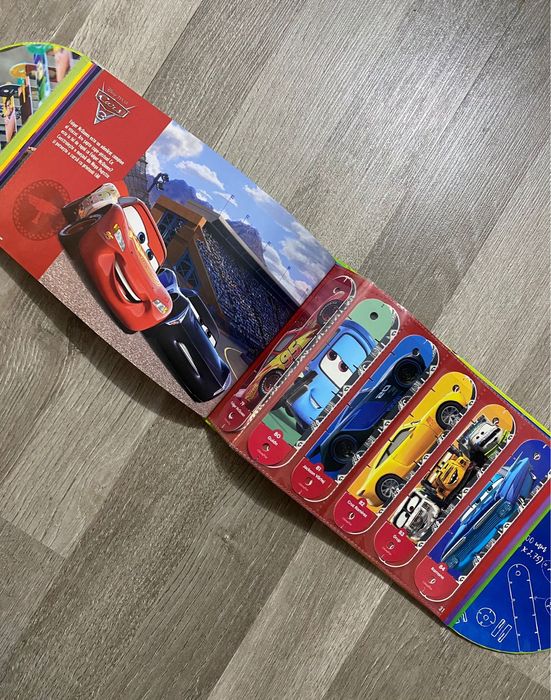Colectie Mega Image Popstix Disney Pixar Cars Mickey Moana