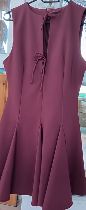 Рокля на ZARA размер XS